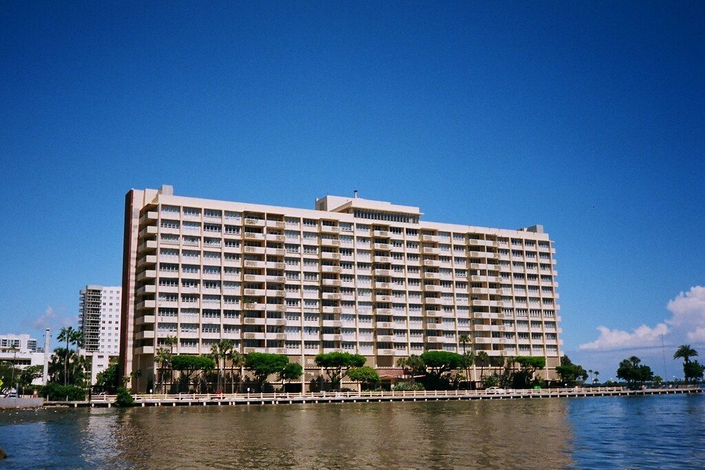 Edgewater, na baía de Biscayne